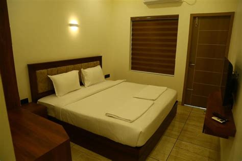 15 Best Resorts In Athirappilly 2024