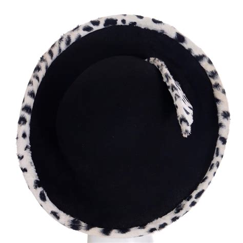 Oscar De La Renta Millinery Vintage Black Wool Faux Snow Leopard Fur