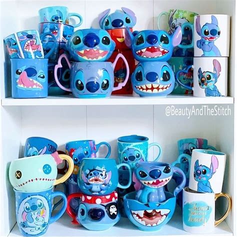 Pin By Saray Guchi On Tazas Bonitas Disney Room Decor Disney Decor