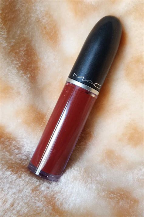 Mac Retro Matte Liquid Lipstick Carnivorous Review And Swatches The