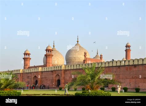 Badshahi Mosque Lahore Punjab Pakistan Stock Photo Alamy