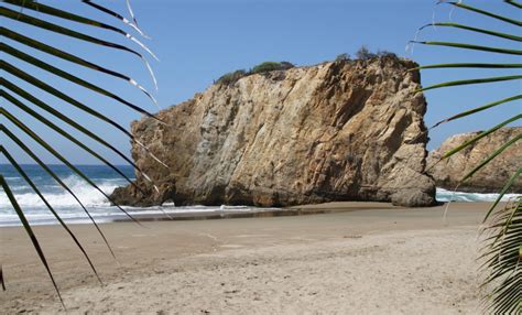 Visita Playas De Lázaro Cárdenas Y Disfruta De Su Gastronomía