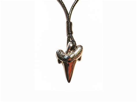 Shark Tooth Necklace - Shark Generation