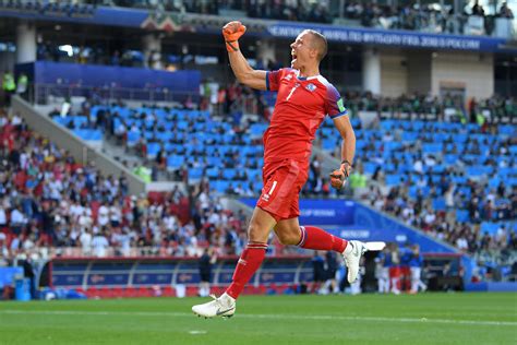 quit football   returned  save  lionel messi world cup