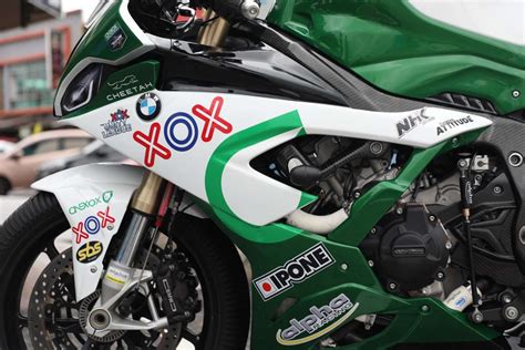 Arrc Onexox Bmw Tkkr Racing Team S Rr Paul Tan S