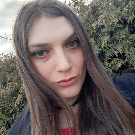 TW Pornstars - Cassidy Quinn (18+). Twitter. Can I be your gf. 1:20 AM