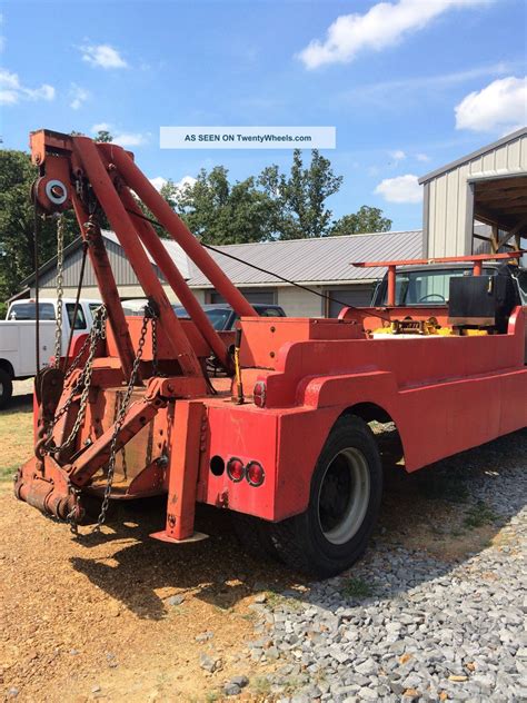 1989 Ford F800