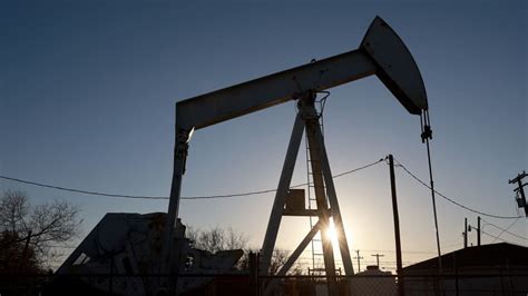 Oil Heads For Weekly Loss As Geopolitical Risk Premium Wanes Oil