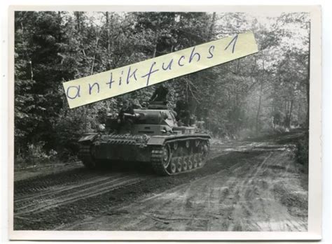 FOTO Deutscher Panzer Mit Kennung G Der Heeresgruppe Guderian Im 2 WK