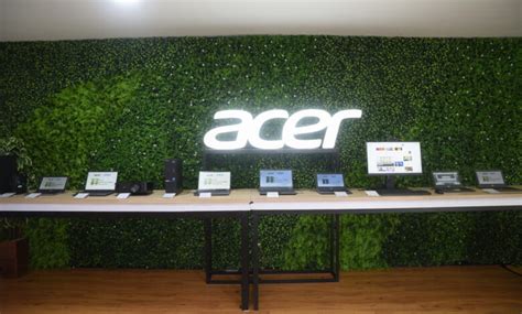 Acer Kembali Raih Top Brand Award Dan Icsaa Abadikini