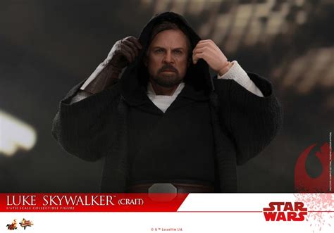 This Is A Crait Hot Toys Luke Skywalker Figure