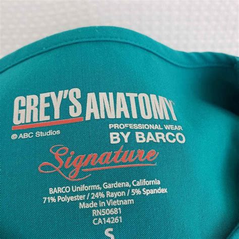 Greys Anatomy Signature 2 Pocket Snap Front Scrub Jac Gem