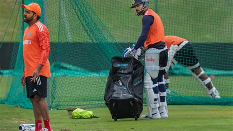 Virat Kohli Rejoins Team India Ahead Of First Test Against South Africa