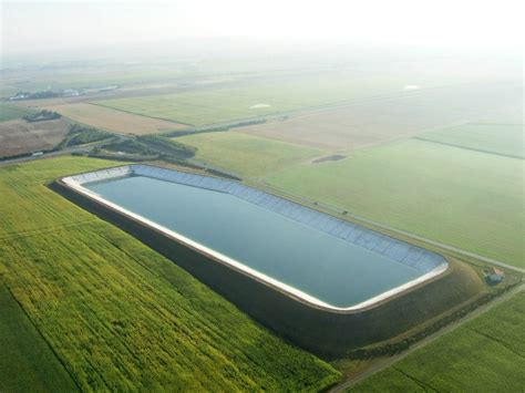 Le Dossier Des M Ga Bassines Agricoles Du Marais Poitevin Est Pris Au