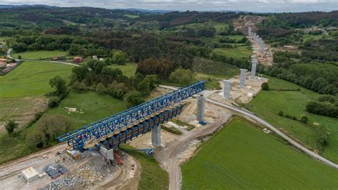 El Gobierno ya reconoce que la autovía de Lugo a Santiago podría no