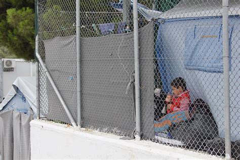 « Comme En Prison à Lesbos La Situation Des Réfugiés Empire