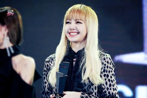 161116 Lisa 2016 Asia Artist Awards Acceptance Speech Asia