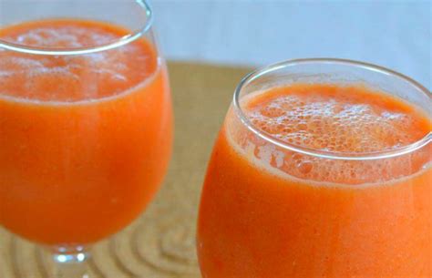 12 receitas de suco de mamão para se encantar essa bebida