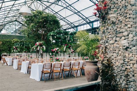 Planterra Conservatory The Best Michigan Greenhouse Wedding Venue