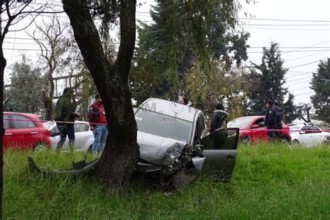 Muere Automovilista En Paseo Tollocan Choca Contra árbol