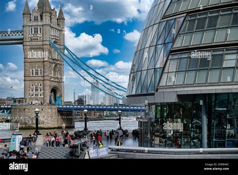 Uk London River Thames And Tower Bridge Stock Photo Alamy