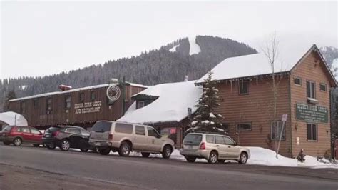 Imcdb Org Ford Excursion In A Magic Christmas