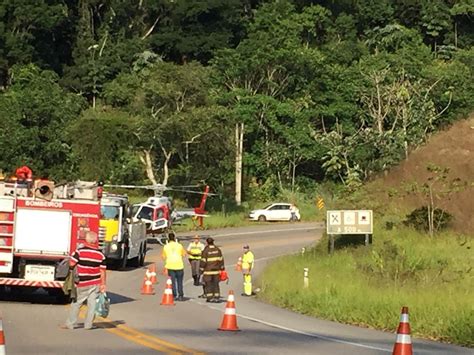 Motorista Fica Preso Nas Ferragens Ap S Caminh O Tombar Na Floriano