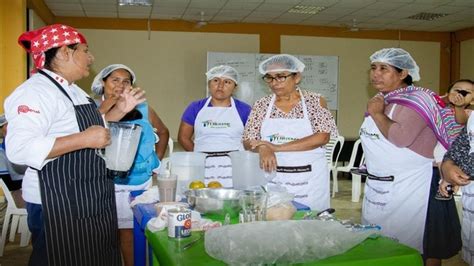 Proyecto Turismo Fortalece Capacidades En Preparación De Milkshake En