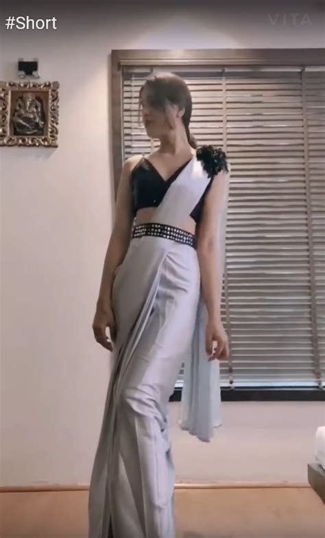 Tutorial Vision On Twitter Black And Silver Saree Hot And