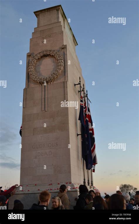 Anzac Poppies Hi Res Stock Photography And Images Alamy