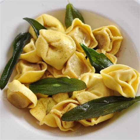 Tortellini Burro E Salvia