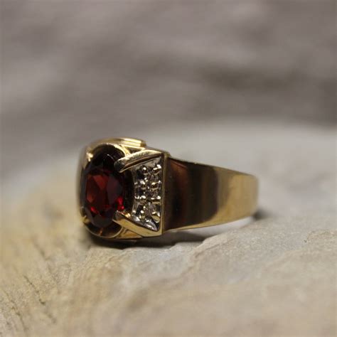 1990 S Vintage Mens Garnet Diamond Ring Mens 10K Yellow Gold Diamond