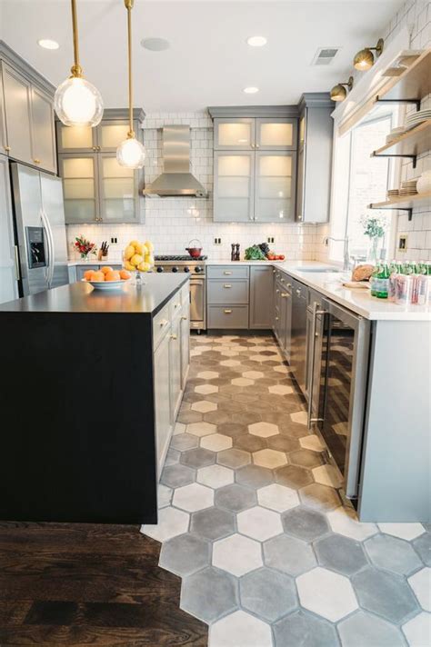 45 Eye-Catchy Hexagon Tile Ideas For Kitchens - DigsDigs