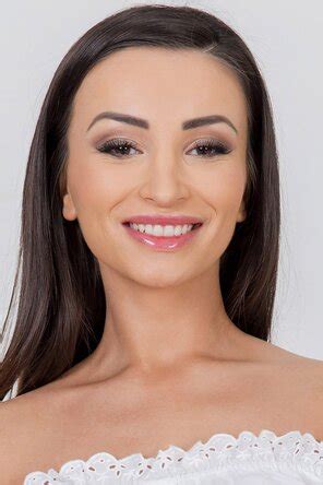 Alyssia Kent Best Pornstar Alyssia Kent Wallpaper 1 Porn Pic