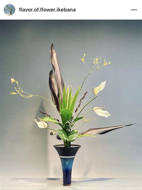 Pin By Rosemary Martins On Arranjos Ikebana Flower Arrangements Flowers