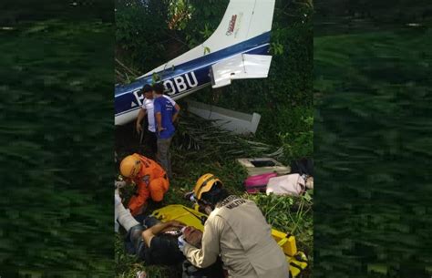 Avião cai em barranco no Aeroclube de Manaus seis pessoas a bordo