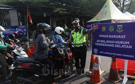 Polisi Lakukan Penyekatan Di Titik Wilayah Di Jadetabek Selama Ppkm