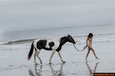 Kendall Jenner Nude Leaks Porn Photos Nudepicshd