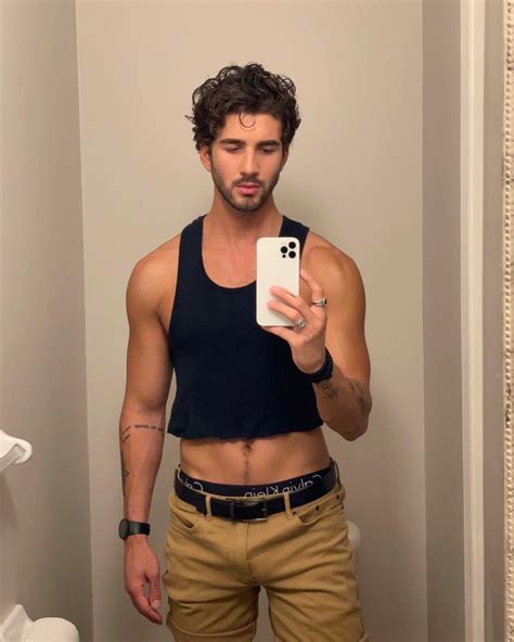 Hot Dudes Good Mood On Twitter Rt Journeybyjoe Crop Tops Or