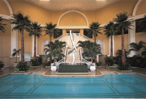 20 Best Hotels with Indoor Swimming Pools in the U.S. | TouristSecrets