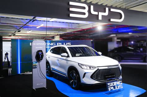 Byd Baut Pr Senz In Lateinamerika Aus Song Plus Dm I Hybrid Suv