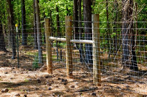 Farm Turner Fence Sturdy Dependable Farm Fencing