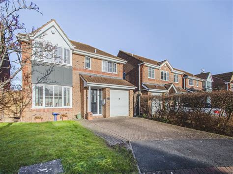 4 Bed Detached House For Sale In Greenwich Close Abbey Meads Swindon