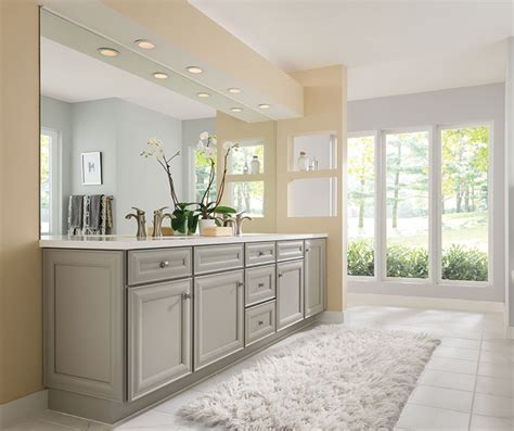 Cloud Gray Cabinet Paint on Maple - Diamond Cabinetry