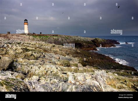 Sule Skerry Lighthouse Stock Photo Alamy