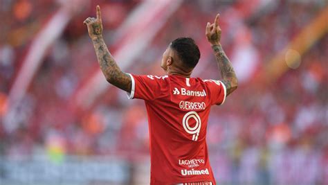 Paolo Guerrero Cumple 36 Años Vigente Como Figura Y Máximo Goleador De