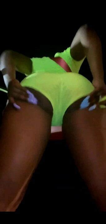 Tgirl Twerk Part Free Ebony Shemale Twerk Hd Porn Video Xhamster