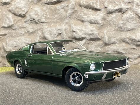 Skala 1 18 1968 Ford Mustang GT Green Metallic Limited Edition Fr