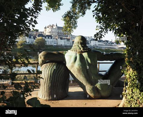 Statue Leonardo Da Vinci Amboise Banque De Photographies Et Dimages