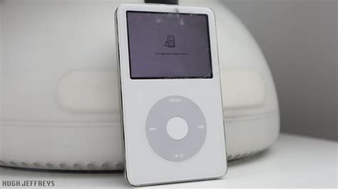 Reviving A Broken Ipod Th Generation Ipod Classic Youtube